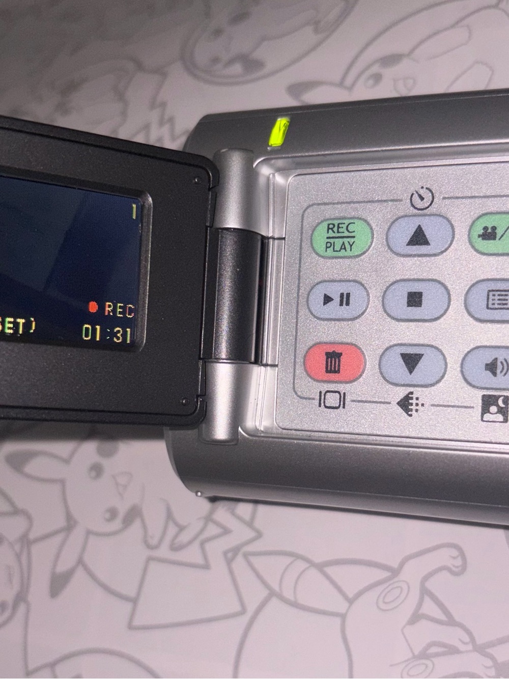 Mustek DV3000 Multifunctional Mini
Digital Video - Picture 2 of 8